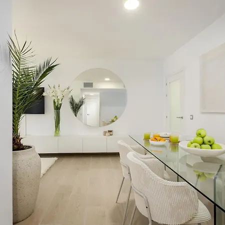 Apartment Centrum 900m Het *